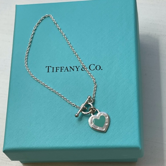Return to Tiffany & Co. heart toggle bracelet-NEW! - Picture 8 of 11